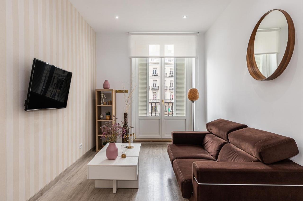 Waou Apartamentos En Sol Confort 9 Madrid Exterior photo